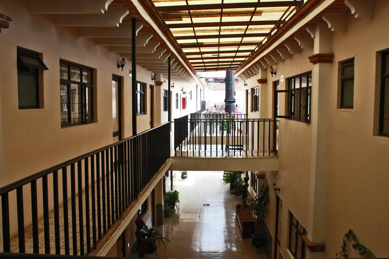 Casa Blanca Tequisquiapan Hotel Exterior photo